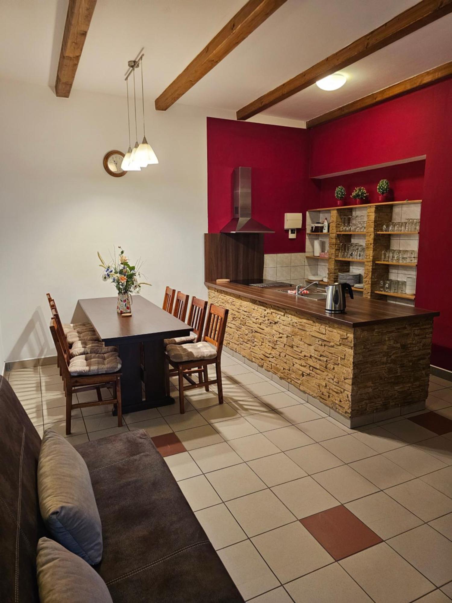 Apartman U Sudu Kobylí Exterior foto